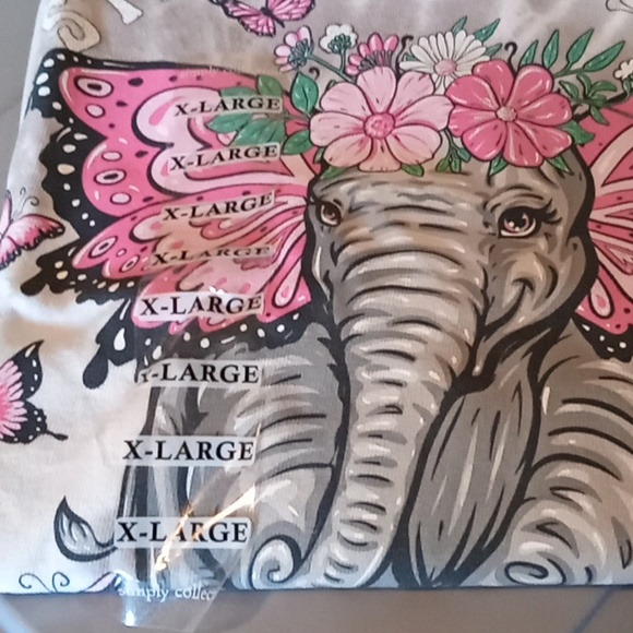 Simply Southern Gray Elephant XL Top - Picture 2 of 3